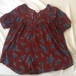 Flowy blouse and it very nice in good condition